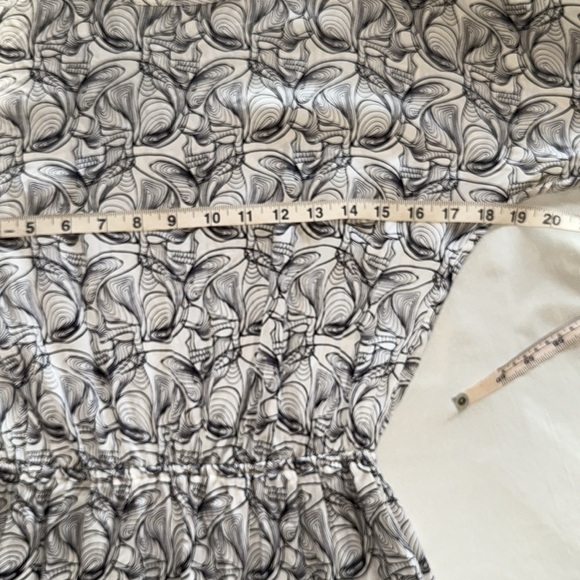 Thomas Wylde Black White Silk Skull Dress Cinched Waist Unfinished Hem Sz Medium - Picture 9 of 14